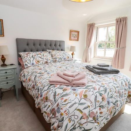 Touchstone Cottage Stratford-upon-Avon Esterno foto
