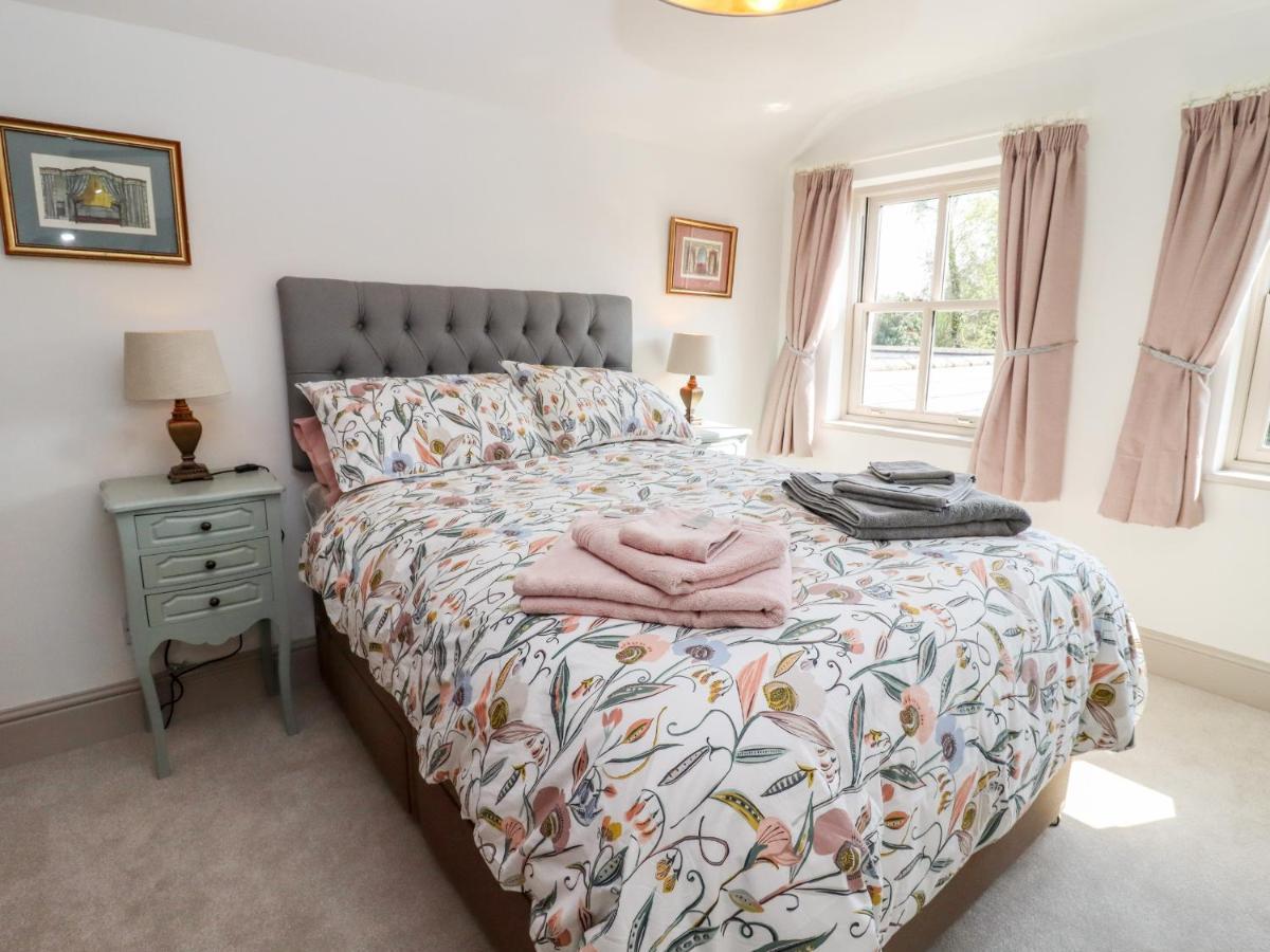 Touchstone Cottage Stratford-upon-Avon Esterno foto